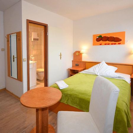 Gl Hotel Idstein Bagian luar foto